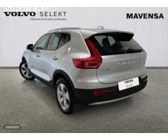Volvo XC40 XC40 D4 AWD Momentum Automatico de 2018 con 105.476 Km por 31.400 EUR. en Badajoz