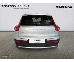 Volvo XC40 XC40 D4 AWD Momentum Automatico de 2018 con 105.476 Km por 31.400 EUR. en Badajoz