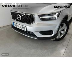 Volvo XC40 XC40 D4 AWD Momentum Automatico de 2018 con 105.476 Km por 31.400 EUR. en Badajoz