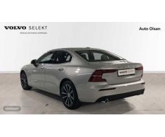Volvo S60 Momentum Pro, B4 mild hybrid (gasolina) de 2022 con 20 Km por 44.500 EUR. en Burgos