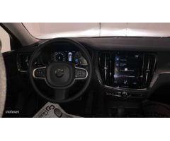 Volvo S60 Momentum Pro, B4 mild hybrid (gasolina) de 2022 con 20 Km por 44.500 EUR. en Burgos