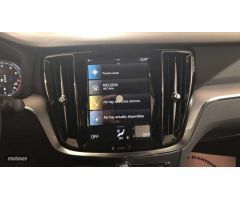 Volvo S60 Momentum Pro, B4 mild hybrid (gasolina) de 2022 con 20 Km por 44.500 EUR. en Burgos