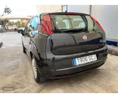 Fiat Punto ITV pasada hasta 2024 abril de 2008 con 190.000 Km por 4.500 EUR. en Malaga