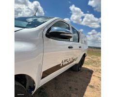 Toyota Hilux 2.4 4d4 gx dob.cab de 2022 con 30.000 Km por 32.000 EUR. en Soria