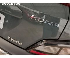 Hyundai Kona 1.6 GDI HEV Tecno 2C DCT de 2021 con 15.225 Km por 25.990 EUR. en Jaen