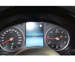 Mercedes Clase C C220D AVANTGARDE  4MATIC AUT  FAMILIAR de 2020 con 32.882 Km por 39.300 EUR. en Pon
