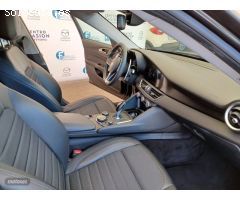 Alfa Romeo Giulia GIULIA 2.2 SUPER AUT. 4P de 2018 con 103.215 Km por 24.900 EUR. en Pontevedra