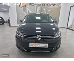 Volkswagen Touran 1.6 de 2014 con 164.000 Km por 13.900 EUR. en Sevilla