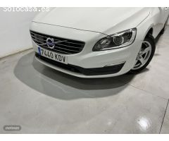Volvo S60 2.0 D2 Momentum de 2017 con 115.182 Km por 16.900 EUR. en Badajoz