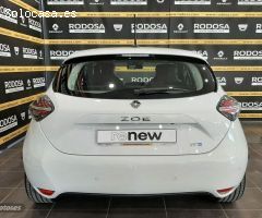Renault Zoe R135 Bateria 50kWh Intens de 2021 con 16.080 Km por 29.900 EUR. en Pontevedra