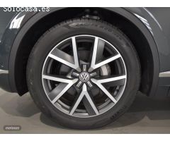 Volkswagen Touareg R LINE INDIV ATMOS 3.0 V6 TDI 170 TIP 4M de 2021 con 23.010 Km por 72.990 EUR. en
