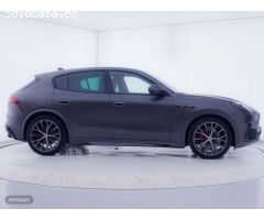 Maserati Grecale Trofeo V6 530CV AWD de 2022 con 4.466 Km por 139.900 EUR. en Zaragoza