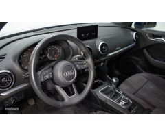 Audi A3 Sportback 30 TDI S Line 85kW de 2019 con 121.925 Km por 21.990 EUR. en Cadiz