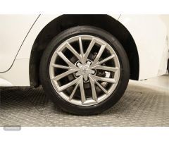 Toyota Corolla 1.8 125H FEEL! E-CVT de 2019 con 70.885 Km por 20.990 EUR. en Cadiz
