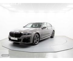 BMW Serie 7 d xDrive 210 kW (286 CV) de 2022 con 32.485 Km por 73.500 EUR. en Alicante