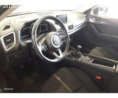 Mazda Mazda3 2.2 Style Confort+Navegador 110kW de 2018 con 112.369 Km por 15.800 EUR. en Castellon