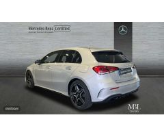 Mercedes Clase A Clase  d compacto de 2021 con 18.314 Km por 33.900 EUR. en Madrid