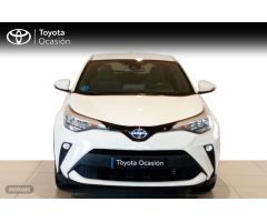 Toyota C-HR 1.8 125H Advance de 2023 con 5.000 Km por 27.990 EUR. en Asturias