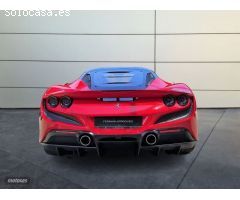 Ferrari F8 Tributo de 2021 con 8.420 Km por 349.900 EUR. en Malaga