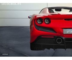 Ferrari F8 Spider de 2020 con 3.420 Km por 375.000 EUR. en Malaga