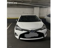 Toyota Yaris 1.5 de 2016 con 152.000 Km por 10.900 EUR. en Madrid