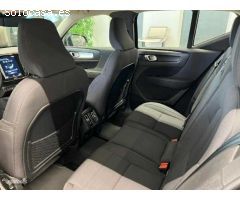 Volvo XC40 XC40 Momentum Pro, T2 automatico de 2021 con 24.238 Km por 34.900 EUR. en A Coruna
