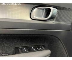 Volvo XC40 XC40 Momentum Pro, T2 automatico de 2021 con 24.238 Km por 34.900 EUR. en A Coruna