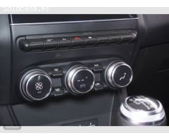 Renault Captur Zen TCe 90 de 2022 con 10.000 Km por 21.100 EUR. en Pontevedra