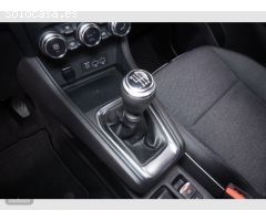Renault Captur Zen TCe 90 de 2022 con 10.000 Km por 21.100 EUR. en Pontevedra