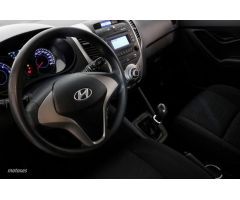 Hyundai iX20 1.4 CRDi 90cv Comfort 5p de 2012 con 126.700 Km por 7.500 EUR. en Madrid