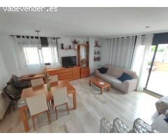 EN ALQUILER DE TEMPORADA CASA PAREADA DESDE 1 SEPTIEMBRE 2025 A 30 JUNIO 2026!